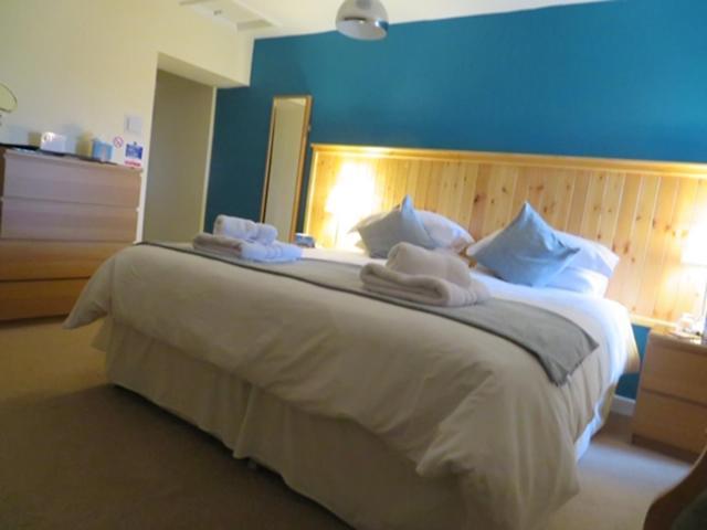 The Prince Llewelyn B&B Aberffraw ภายนอก รูปภาพ