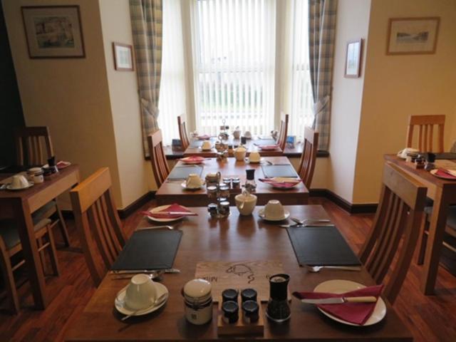 The Prince Llewelyn B&B Aberffraw ภายนอก รูปภาพ